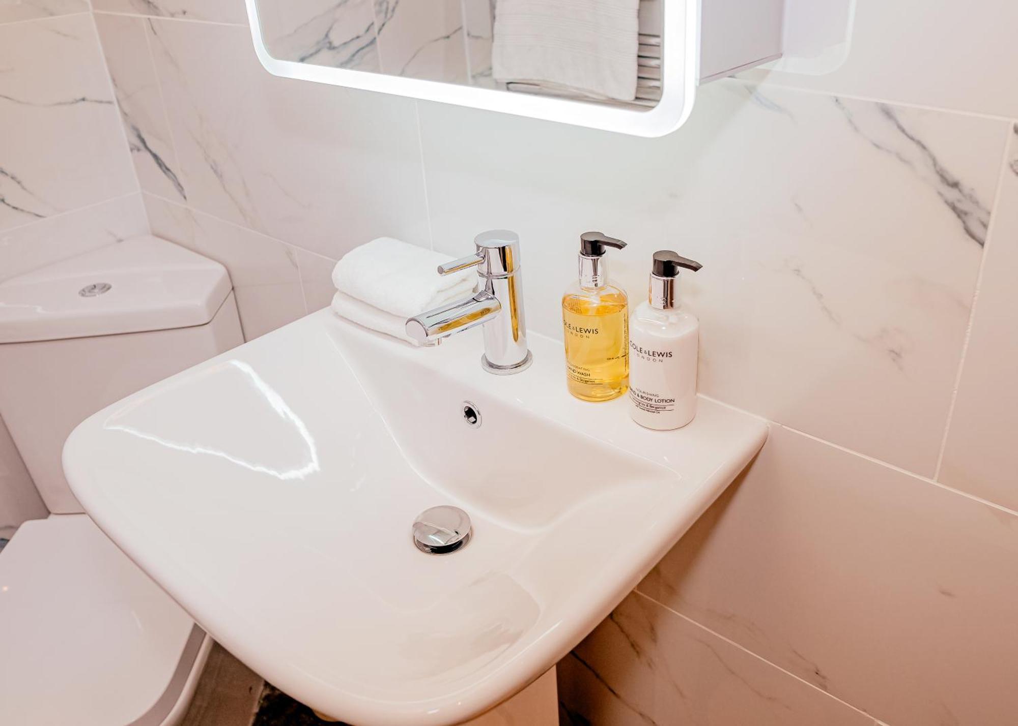 Cottage With Hot Tub - Near Cheltenham And Tewkesbury Екстериор снимка