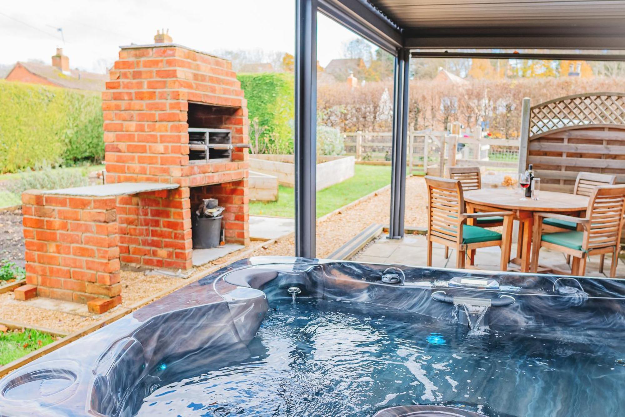 Cottage With Hot Tub - Near Cheltenham And Tewkesbury Екстериор снимка