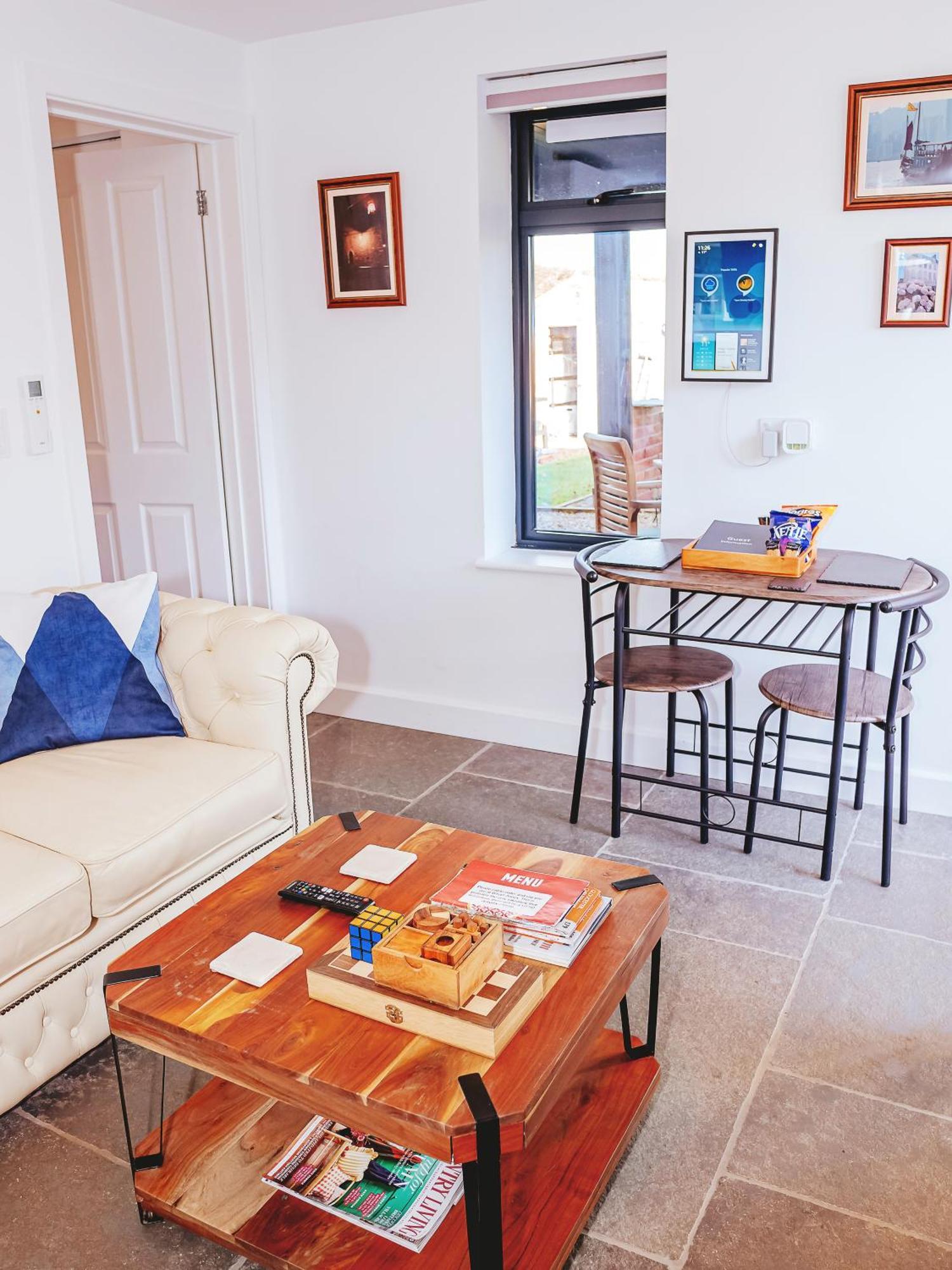 Cottage With Hot Tub - Near Cheltenham And Tewkesbury Екстериор снимка